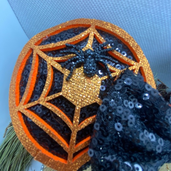 Halloween spider web orange black sequin headband - Picture 2 of 5